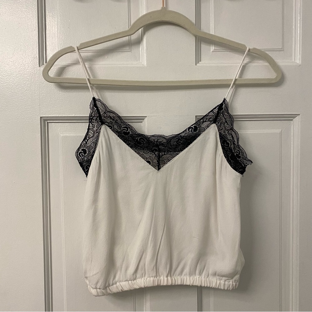 Aritzia Wilfred Free Agyness Cropped Camisole